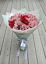 Букет цветов из:  Альстромерии в Мандрово