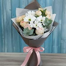 Букет цветов из:  Хризантемы и Розы в Мандрово