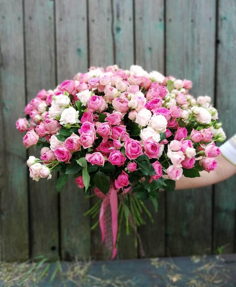 Букет Розовые кустовые розы Натали и Лав Лидия в Мандрово