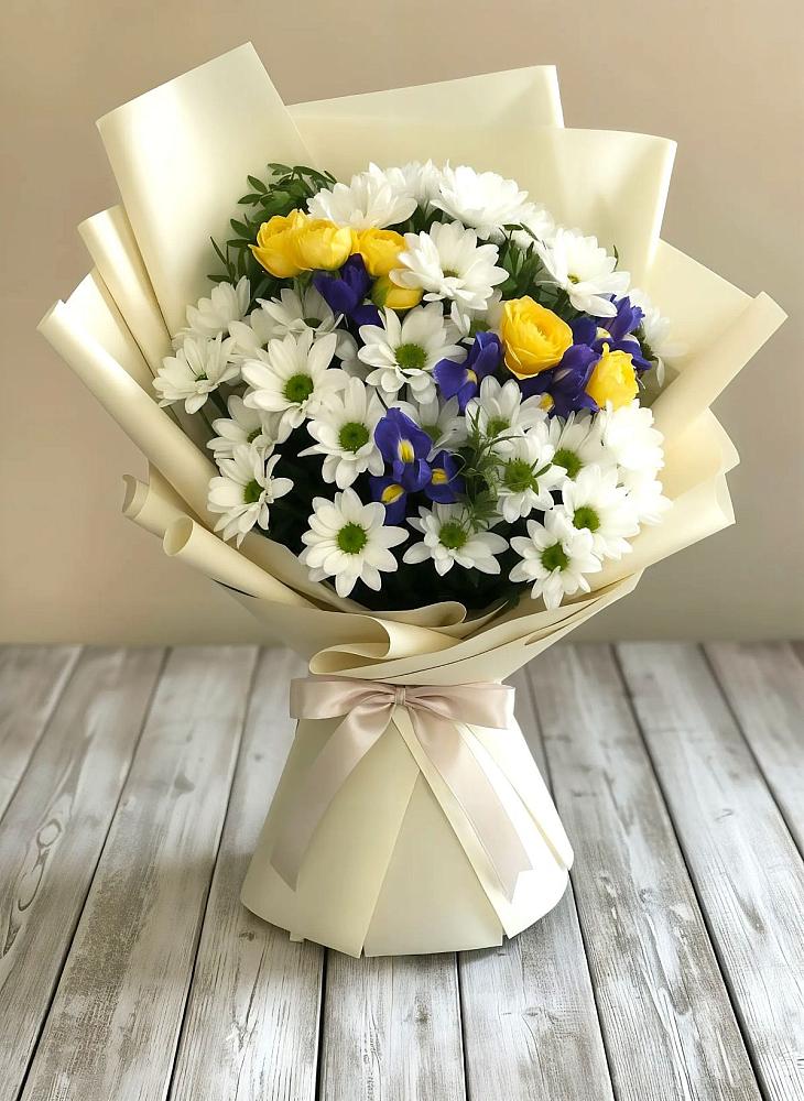 Букет цветов из: Ирисы, Хризантемы и Розы в Мандрово