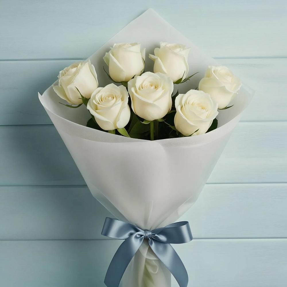 Букет 7 Белых роз Эдлесс Лав в Мандрово